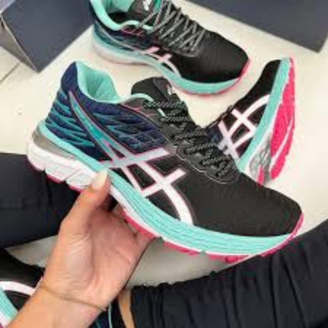 Tênis Asics Esportivo