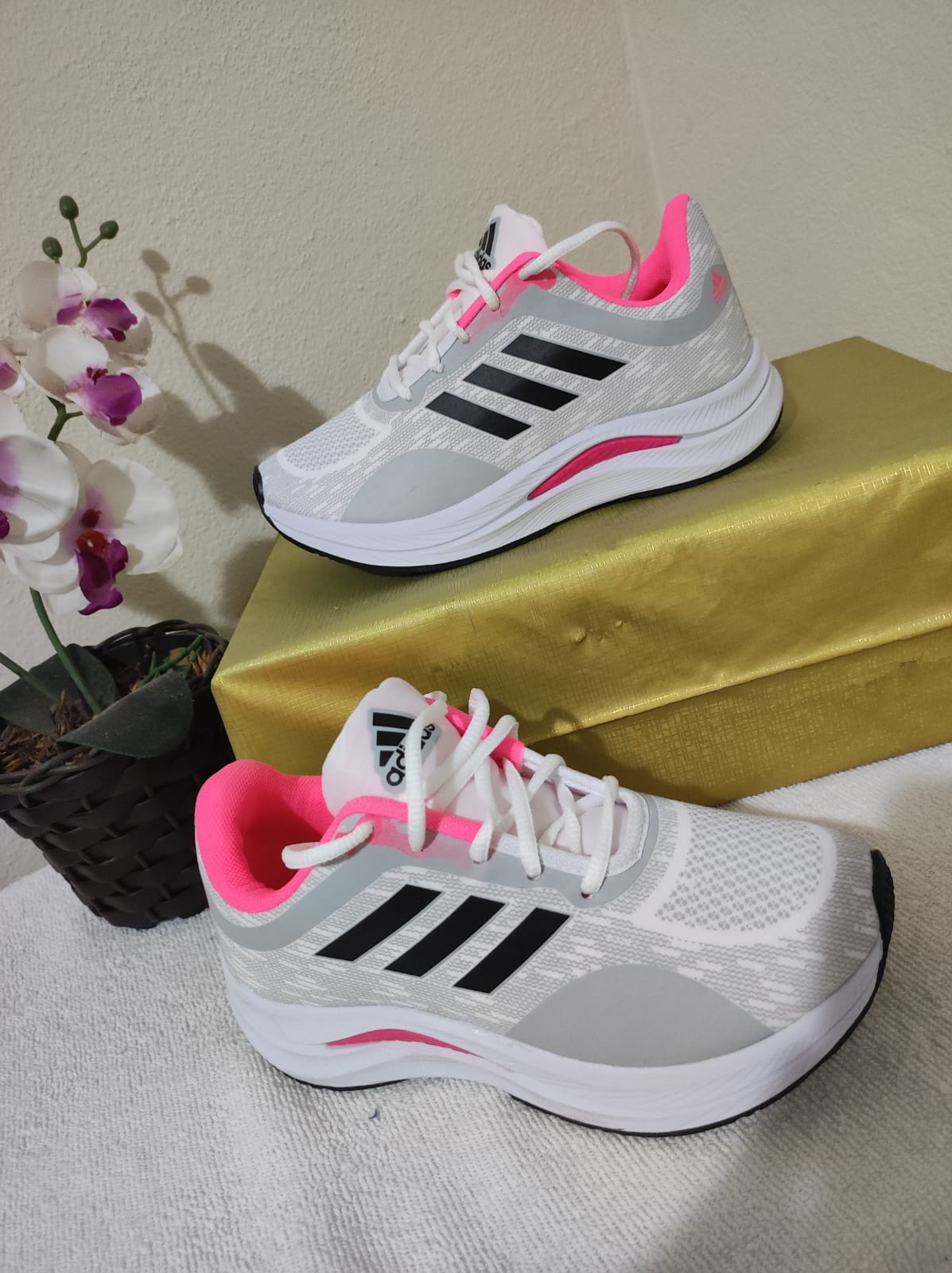 Tênis Adidas Esportivo Cinza