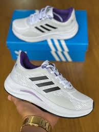Tênis Adidas Esportivo Cinza