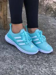 Tênis Adidas Sky Blue - Esportivo